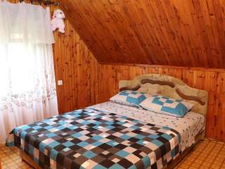 Гостевой дом Guesthouse Stanišić Мойковац Двухместный номер с 1 кроватью и видом на горы-8
