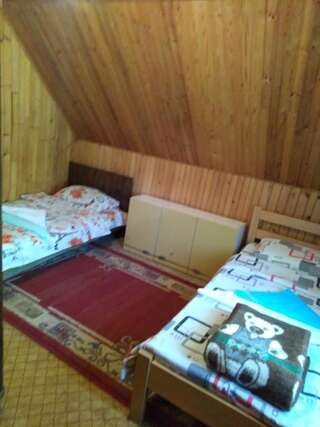 Гостевой дом Guesthouse Stanišić Мойковац Двухместный номер с 2 отдельными кроватями-22